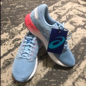 ASICS Roadhawk FF 2 (NWT) Athletic shoes